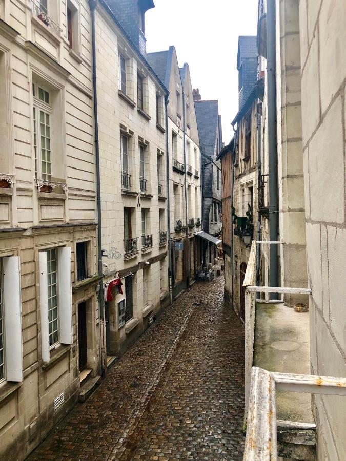 Charme D'Ancien Au Coeur De Vieux-Tours Apartamento Exterior foto